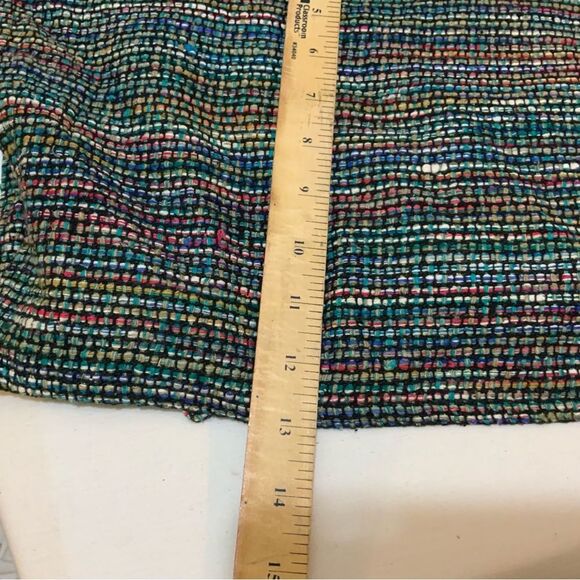 Park B. Smith 72" Table Runner and 4 placements 100% silk - Picture 8 of 14